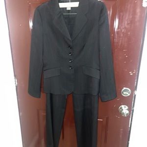 Ann Taylor suit size 8 like new black with red stripes